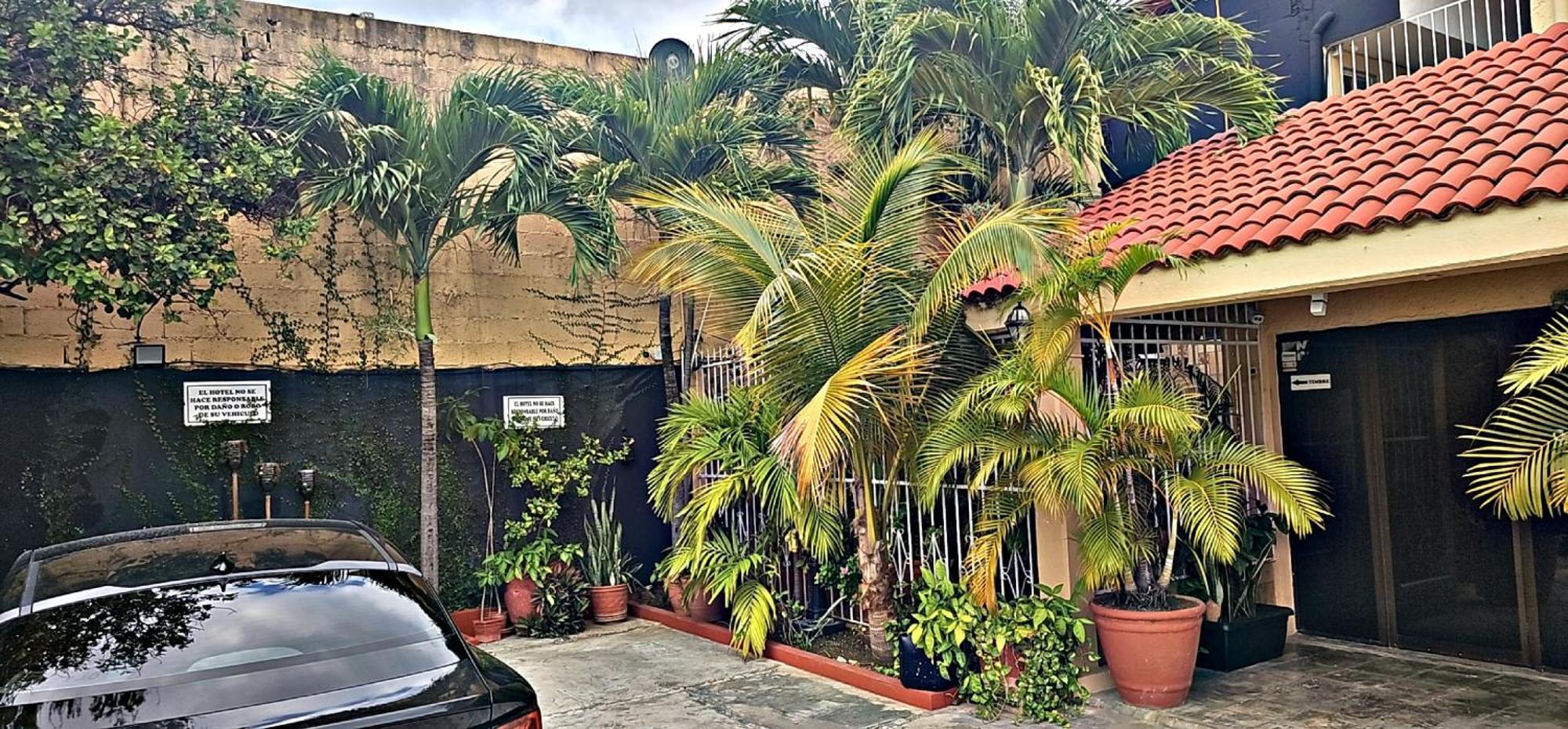 Hotel Posada Marcas Канкун Экстерьер фото
